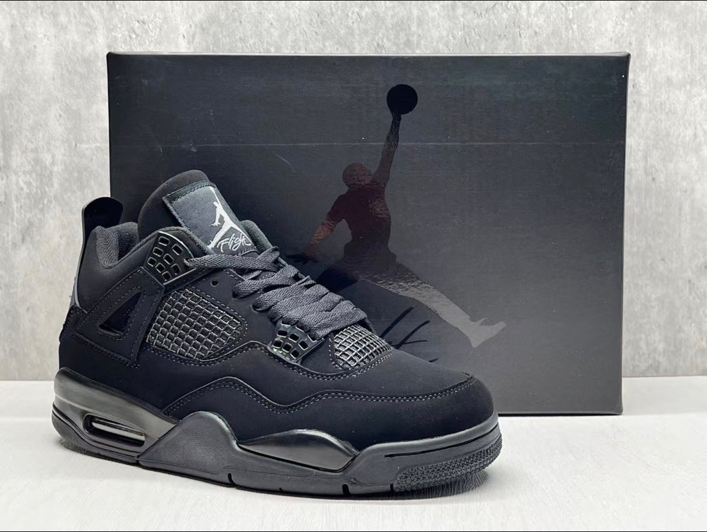 Air Jordan 4 Retro "Black Cat