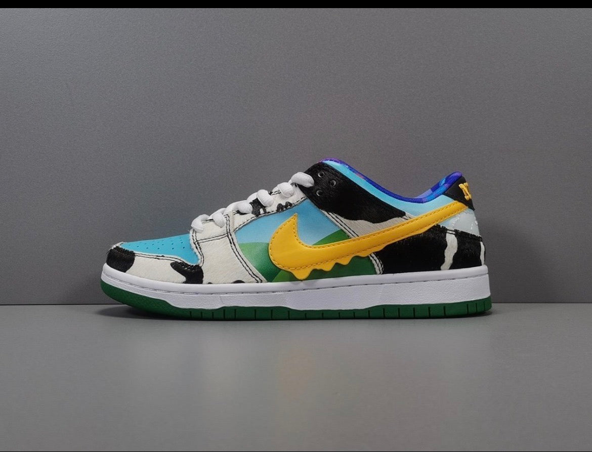 Off-White x Nike Dunk Low Michigan